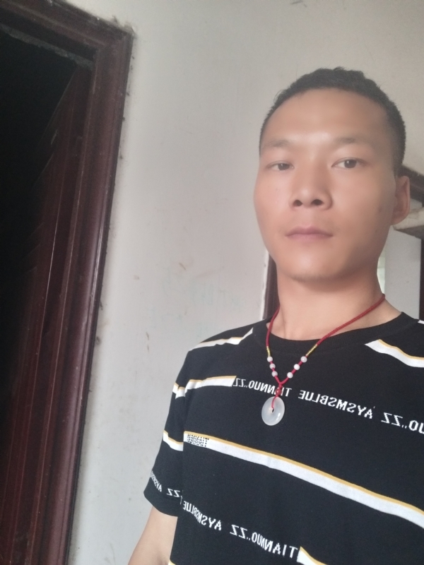 爱，请深爱的第一张照片--德阳蓝颜知己交友网